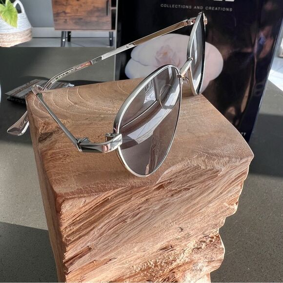 Sunglasses Florence By Mills Silver Frame Brown Lens Cat-Eye Style - Picture 2 of 7